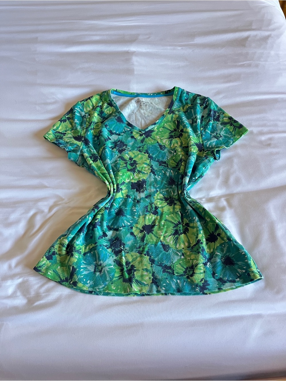 Croft & Barrow Green Floral V-Neck Short Sleeve 100% Cotton Top Tee Size M